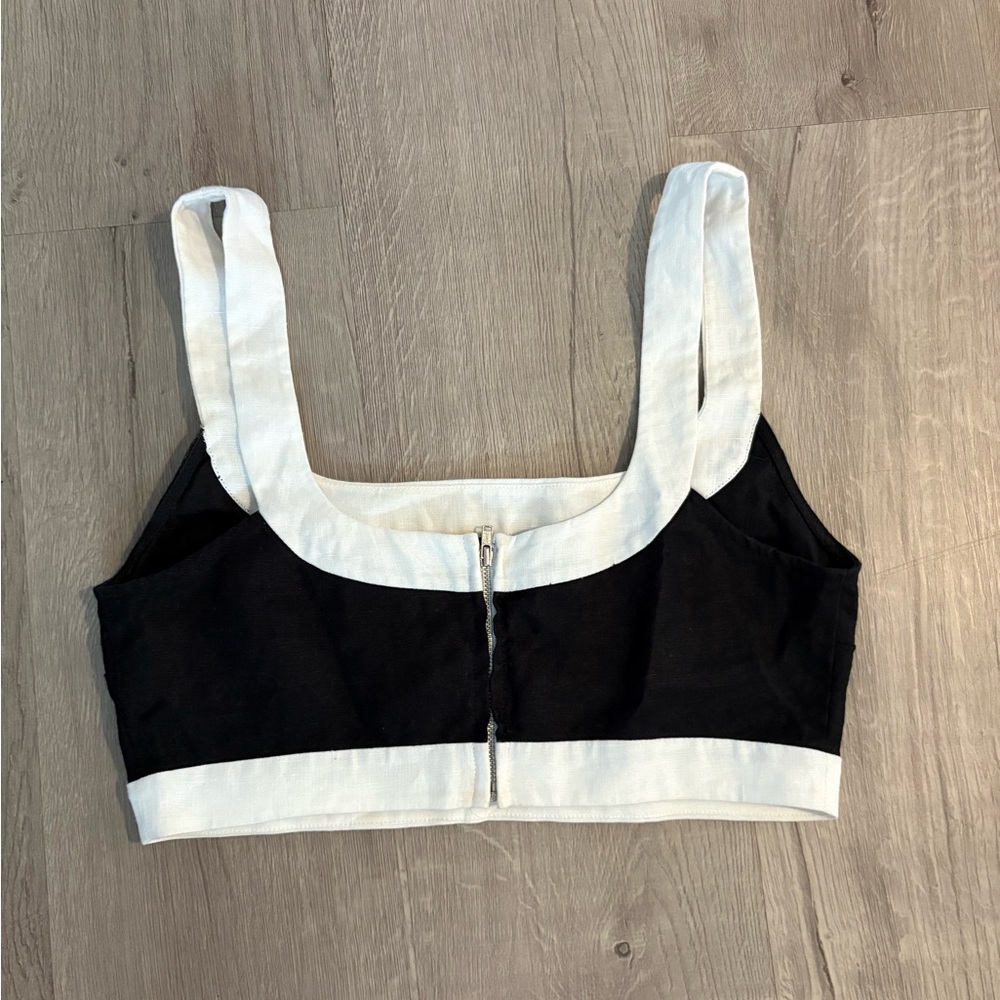 Reformation Robbie Linen Top Size 4 LIKE NEW Black/White - Picture 4 of 8